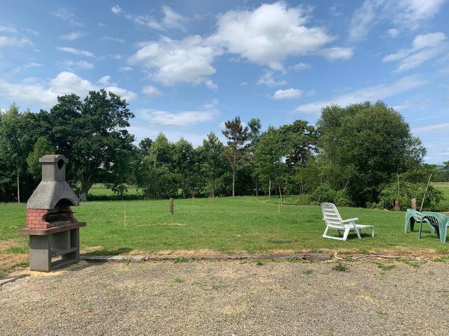 Vila Gite De La Poupardiere, Maison De Campagne En Bordure De Riviere - 2 Nuits Minimum Les Cresnays Exteriér fotografie
